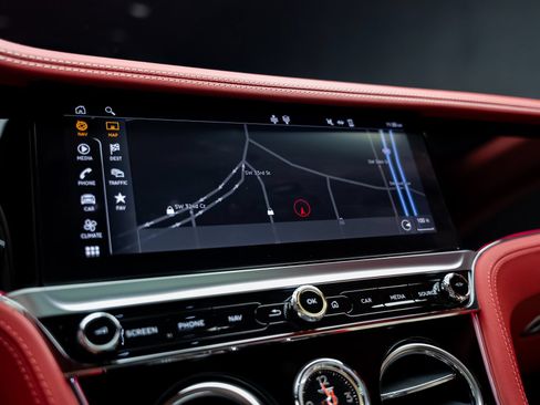 Used 2023 Bentley Continental GT Azure AWD/4WD image 47