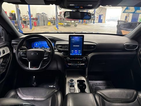 Used 2022 Ford Explorer ST w/ Equipment Group 401A AWD/4WD image 15