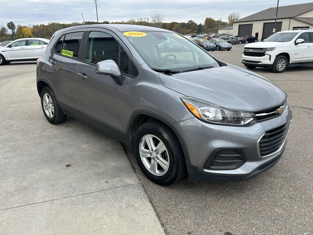 Used 2020 Chevrolet Trax LS w/ Tint and Cruise Package FWD image 3