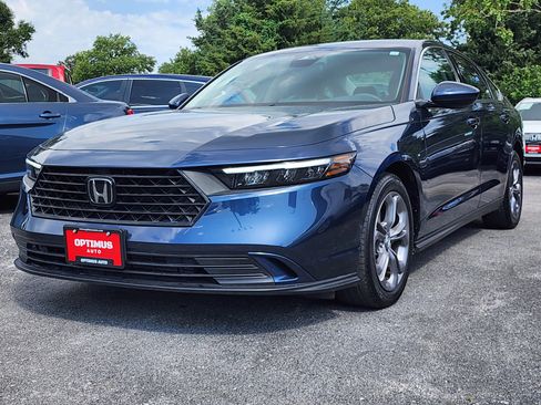 Used 2024 Honda Accord EX image 3