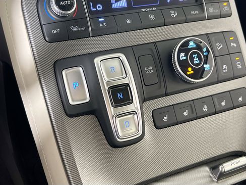 Used 2020 Hyundai Palisade Limited w/ Winter Weather Package image 16