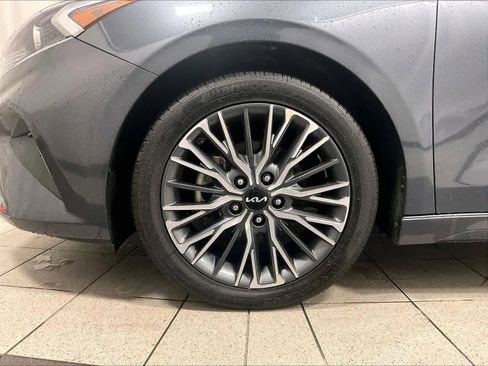 Used 2023 Kia Forte GT-Line w/ GT-Line Technology Package image 7