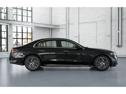 New 2026 Mercedes-Benz E 350 4MATIC Sedan image 2