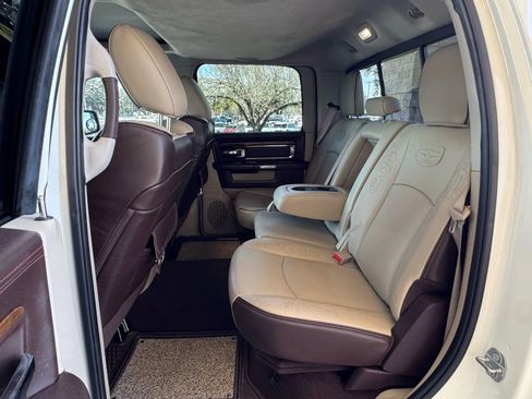 Used 2018 RAM 2500 Longhorn w/ Longhorn Southfork Package image 17