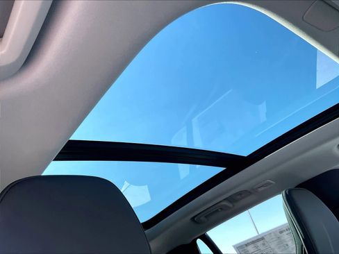 New 2026 Volvo XC90 T8 Plus w/ Protection Package Premier image 30