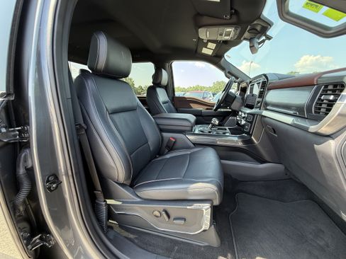 Used 2023 Ford F150 Lariat AWD/4WD image 15