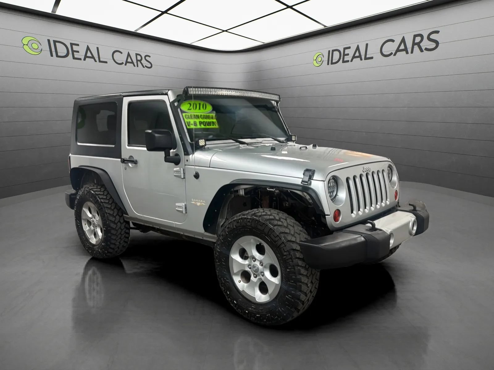 Used 2010 Jeep Wrangler Sahara w/ Dual Top Group AWD/4WD image 3