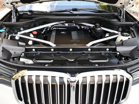 Used 2021 BMW X7 xDrive40i w/ Premium Package 2 image 67