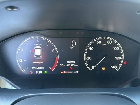Used 2023 Honda HR-V LX image 21