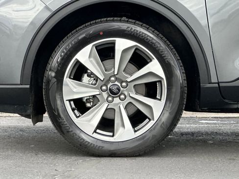 Certified 2025 Ford Escape Platinum image 27