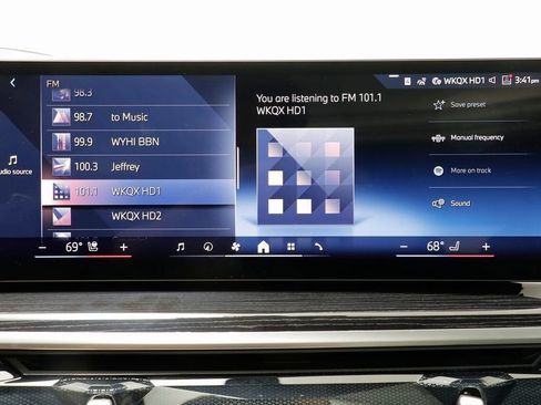 New 2026 BMW X5 xDrive50e w/ M Sport Package AWD/4WD image 10