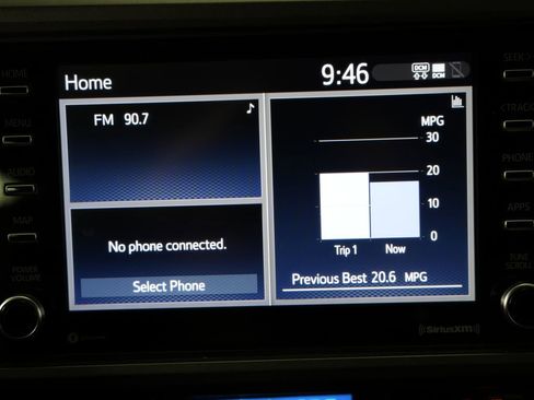 Used 2022 Toyota Tacoma TRD Sport w/ Technology Package image 18