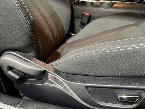 Used 2019 Ford Mustang GT image 15