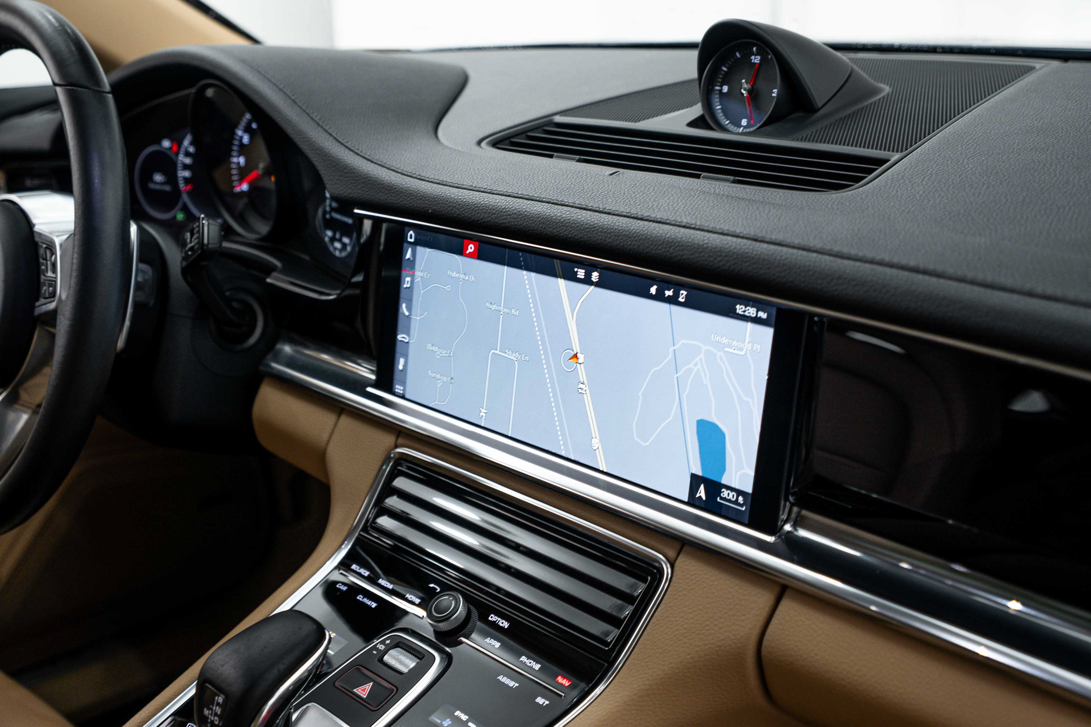 Certified 2020 Porsche Panamera 4 AWD/4WD image 16