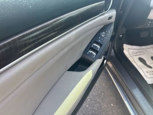 Used 2018 Honda Accord Touring image 15
