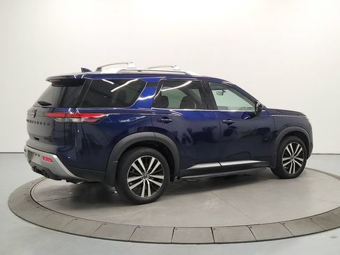 Used 2023 Nissan Pathfinder Platinum AWD/4WD image 7