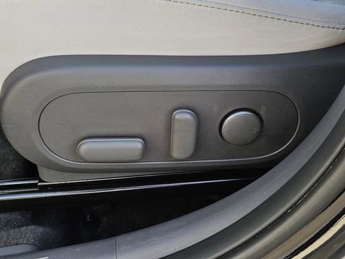 Used 2025 Hyundai Kona SEL image 25