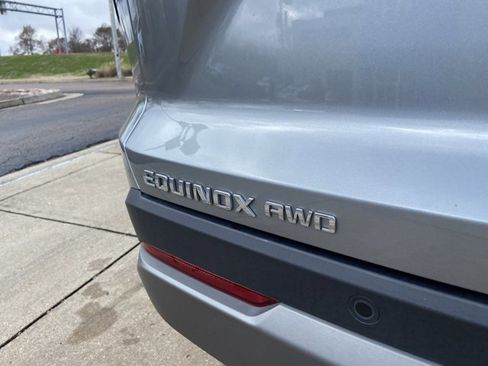 Used 2025 Chevrolet Equinox LT image 50