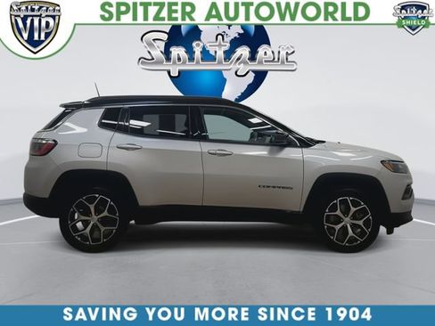 Used 2024 Jeep Compass Limited AWD/4WD image 2