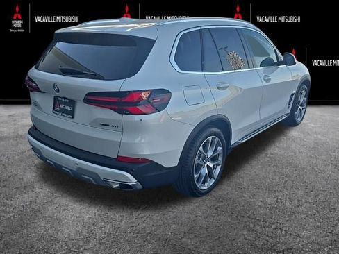 Used 2026 BMW X5 xDrive40i w/ Climate Comfort Package AWD/4WD image 3
