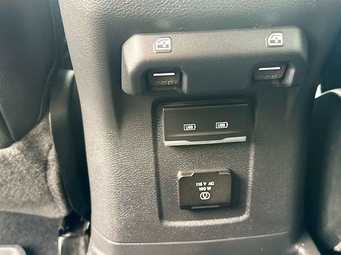 Used 2023 Jeep Wrangler Unlimited Sahara w/ Cold Weather Group AWD/4WD image 29