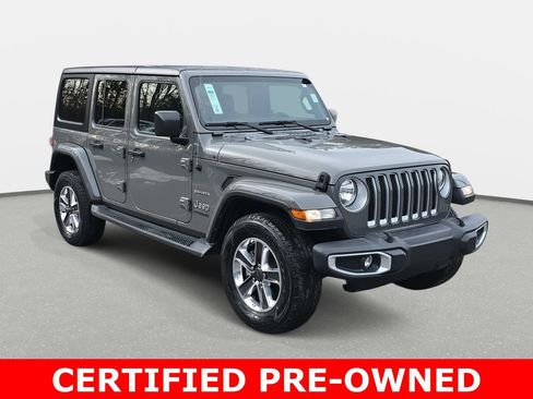 Used 2022 Jeep Wrangler Unlimited Sahara w/ Cold Weather Group image 3