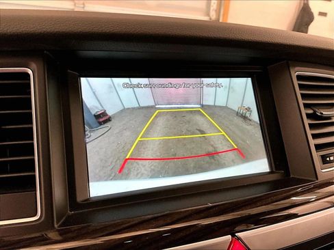 Used 2018 Genesis G80 3.8 AWD/4WD image 20