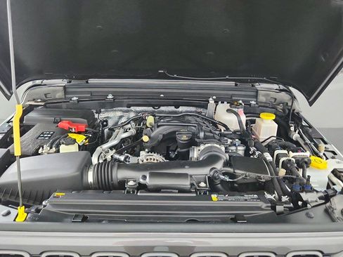 Used 2025 Jeep Gladiator Sport AWD/4WD image 36