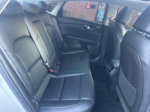 Used 2021 Kia Forte EX image 20