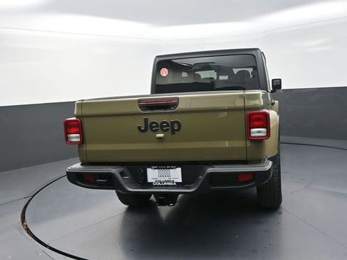 New 2026 Jeep Gladiator Sport AWD/4WD image 8