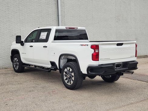 New 2026 Chevrolet Silverado 2500 Custom w/ Custom Value Package AWD/4WD image 3