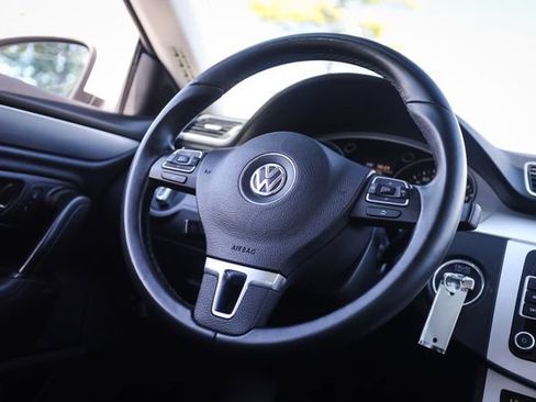 Used 2013 Volkswagen CC Sport FWD image 26