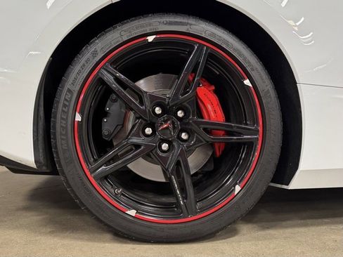 Used 2023 Chevrolet Corvette Stingray w/ Z51 Performance Package image 40