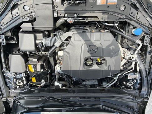 Used 2023 MAZDA MAZDA3 s FWD image 9