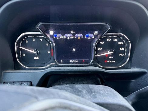 Used 2022 GMC Sierra 3500 AT4 w/ AT4 Premium Plus Package image 10