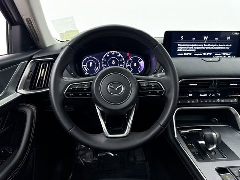 Certified 2025 MAZDA CX-70 Plug-In Hybrid w/ Premium Pkg image 4