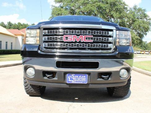 Used 2014 GMC Sierra 2500 SLE w/ SLE Preferred Package AWD/4WD image 7