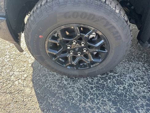 New 2026 Ford F150 XLT w/ Equipment Group 302A MID AWD/4WD image 9