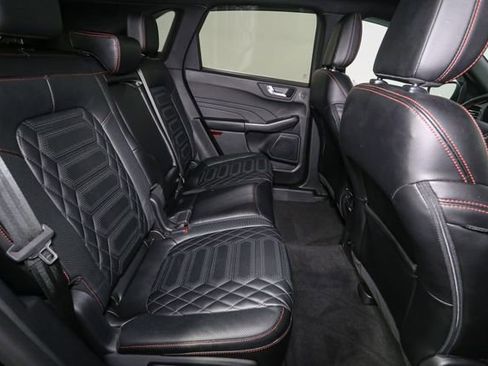 Used 2024 Ford Escape ST-Line Elite w/ Premium Technology Package AWD/4WD image 20