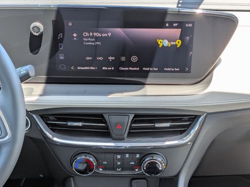 New 2026 Buick Encore GX Preferred w/ Comfort Package FWD image 19