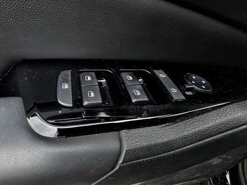 Used 2023 Kia Sportage X-Line w/ X-Line Premium Package AWD/4WD image 39