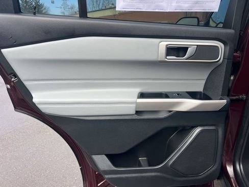 Used 2023 Ford Explorer XLT w/ Equipment Group 202A image 18