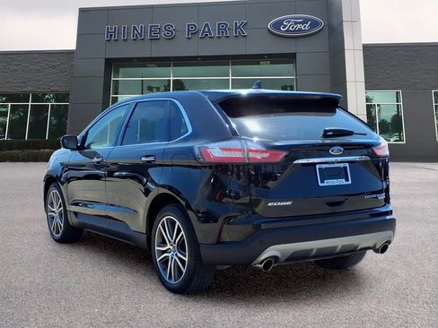 Used 2019 Ford Edge Titanium w/ Equipment Group 301A AWD/4WD image 5