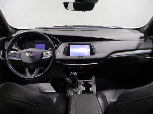 Used 2021 Cadillac XT4 Premium Luxury w/ Sun And Sound Package AWD/4WD image 17