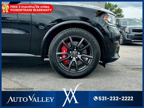 Used 2018 Dodge Durango SRT w/ SRT Interior Appearance Group AWD/4WD image 9