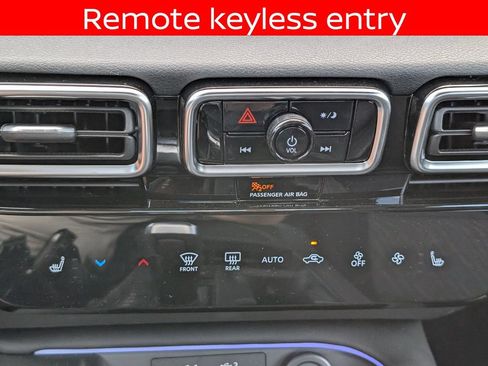 Certified 2026 Nissan Sentra SV w/ SV Convenience Package FWD image 19