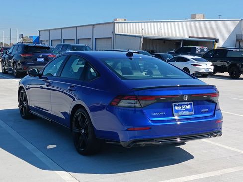 Used 2024 Honda Accord Sport image 6