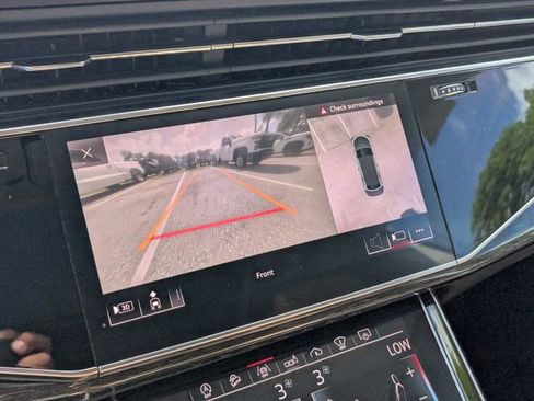 Used 2019 Audi Q8 Prestige w/ Towing Package AWD/4WD image 27