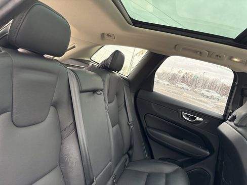 Certified 2023 Volvo XC60 B5 Plus w/ Climate Package image 33