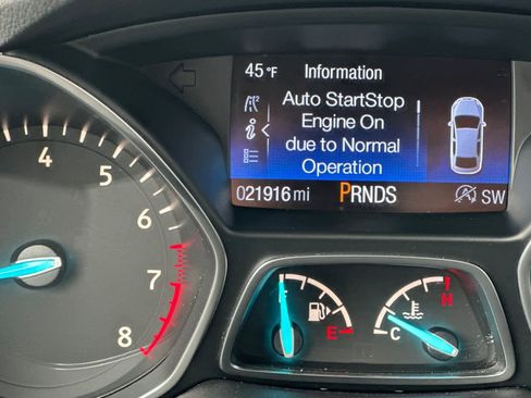 Certified 2019 Ford Escape SEL image 25